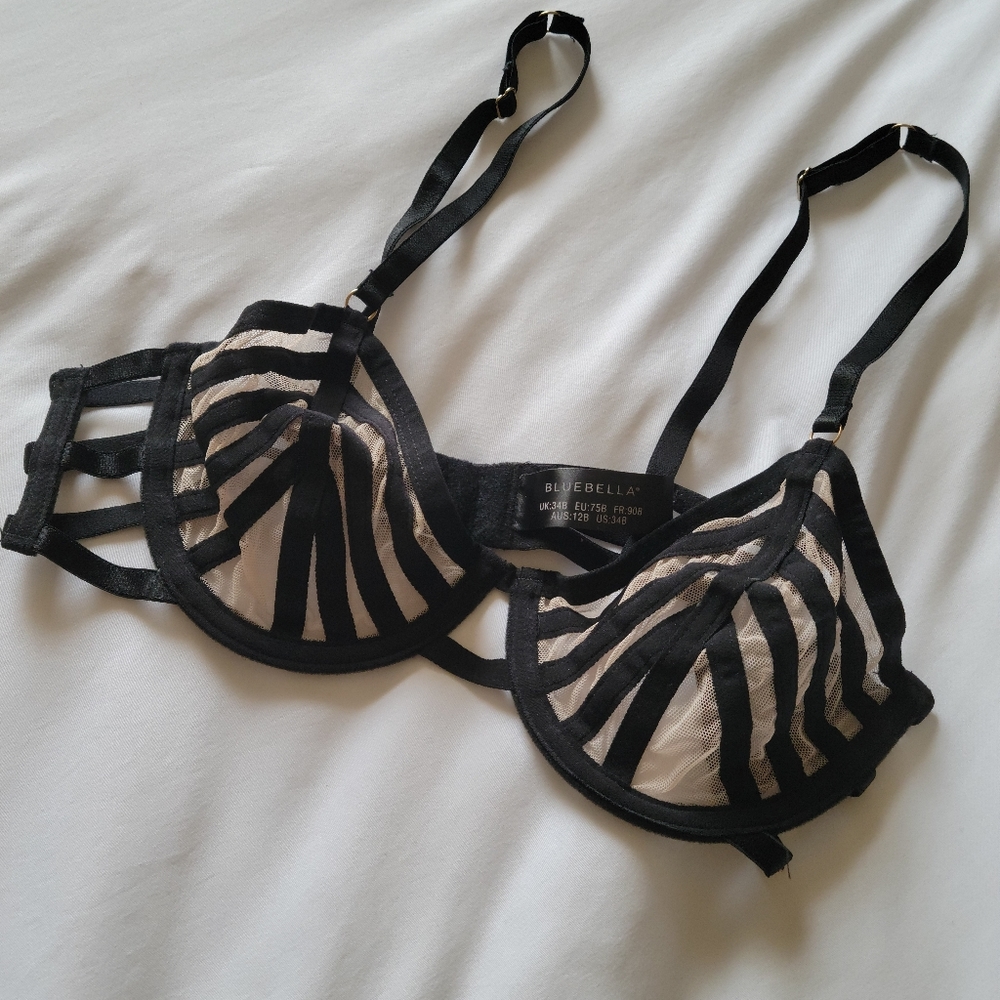 Bluebella London Bra in Rose Dust/Black